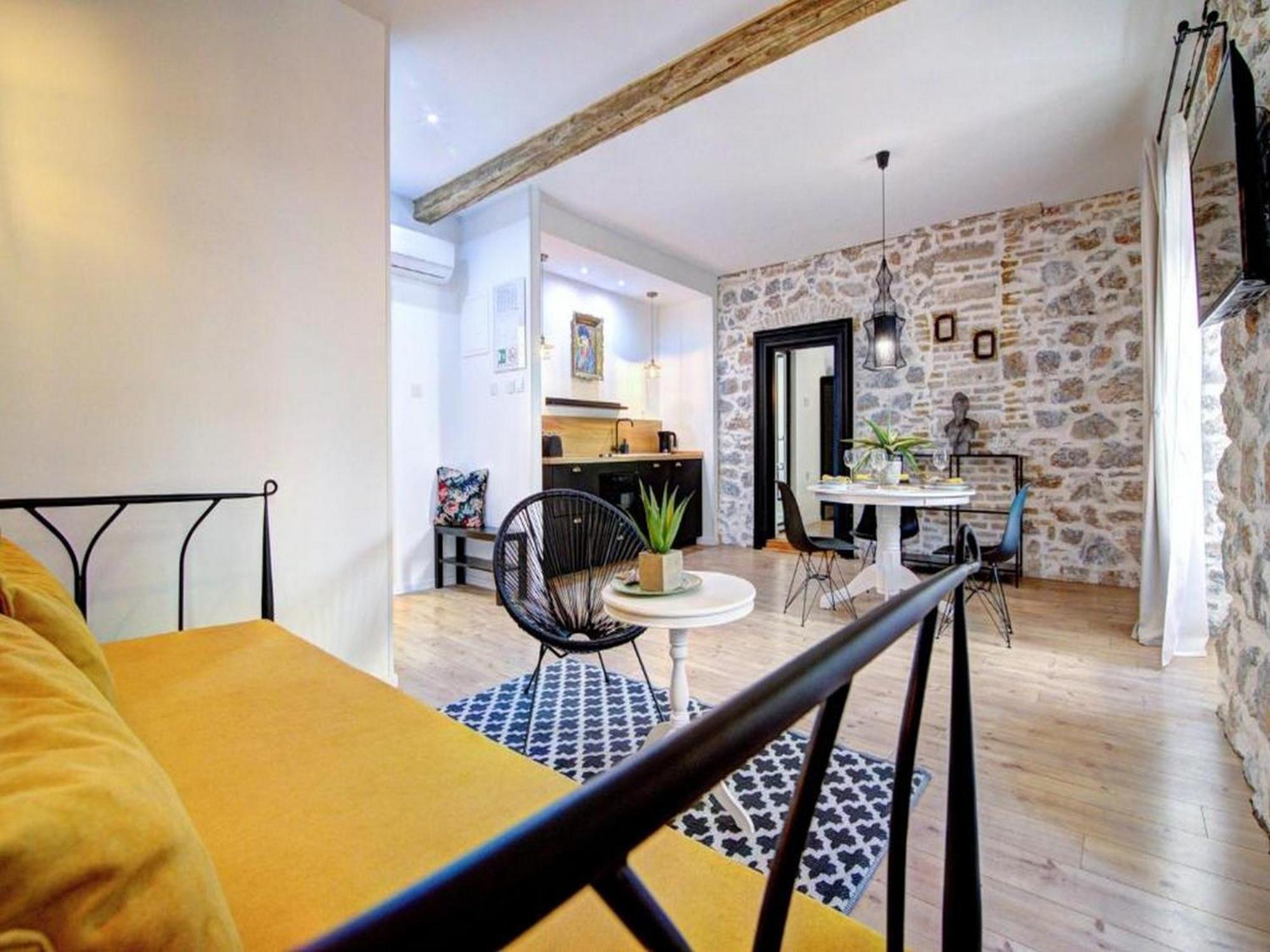 ホテル History House Moja Ti 1830 In Old Town Senj セニ 部屋 写真